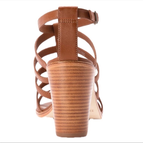 Bernardo Hannah Strappy Studded Thong Heel Sandals Tan leather Cuoio - Picture 16 of 16